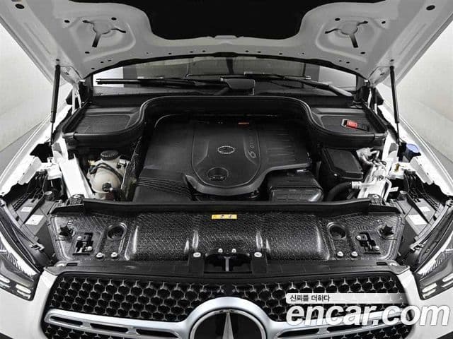 Mercedes-Benz GLE-Class 2025 — ფოტო 5/20
