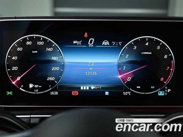 Mercedes-Benz GLE-Class 2025 — ფოტო 7/20