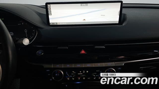 Genesis Electrified G80 2020 — Şəkil 14/20