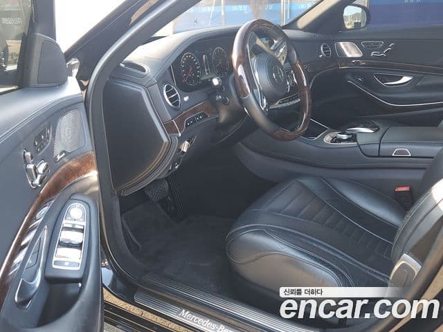 Mercedes-Benz S-Class 2019 — Photo 4/20