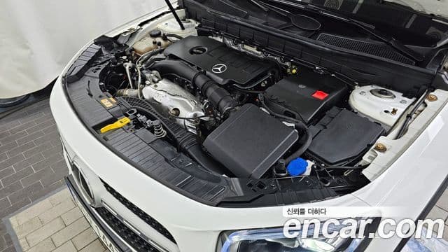 Mercedes-Benz GLB-Class 2022 — Şəkil 6/20