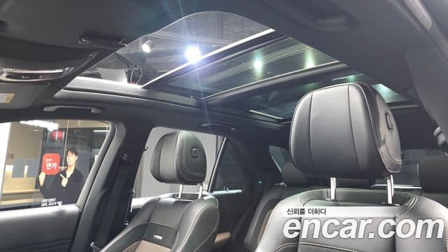 Mercedes-Benz GLE-Class 2022 — ფოტო 18/20