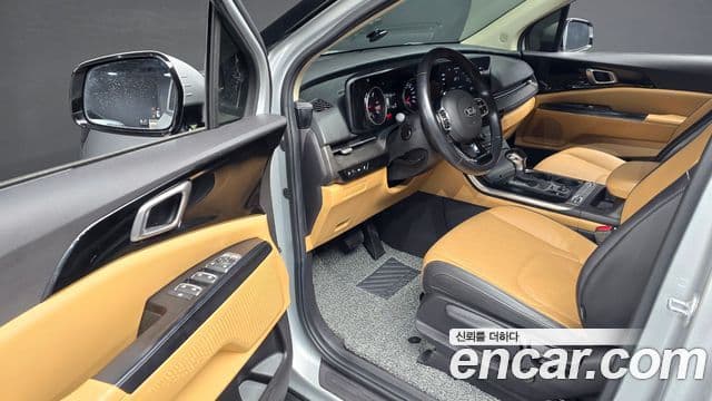 Kia Carnival 2021 — Şəkil 10/20