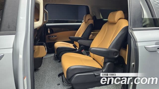 Kia Carnival 2021 — Şəkil 11/20