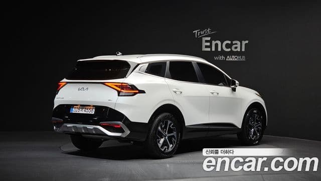 Kia Sportage 2023 — Şəkil 2/20