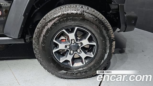 Jeep Wrangler 2018 — Photo 12/20