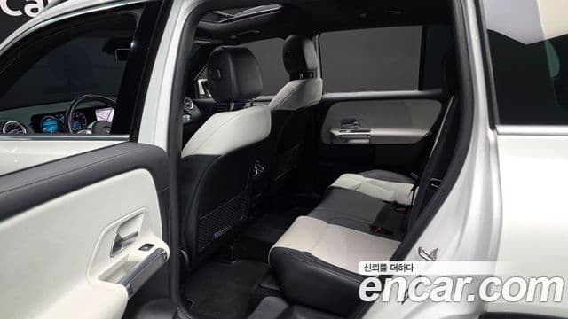 Mercedes-Benz GLB-Class 2021 — ფოტო 10/20
