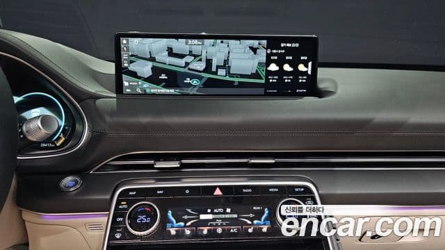 Genesis GV80 2023 — ფოტო 13/20