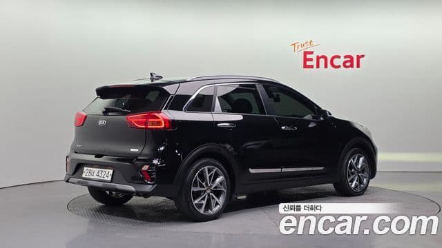 Kia Niro 2019 — Şəkil 2/20
