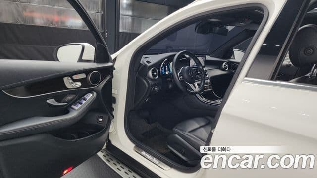 Mercedes-Benz GLC-Class 2020 — ფოტო 9/20