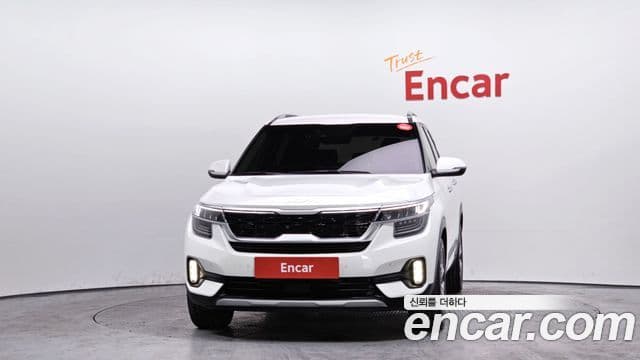 Kia Seltos 2022 — ფოტო 3/20