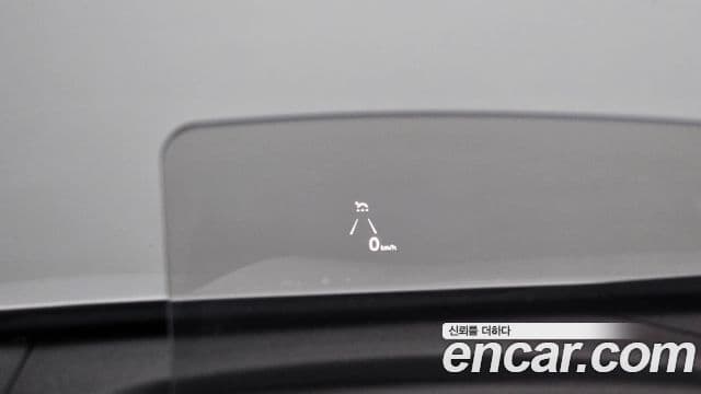 Kia Seltos 2022 — ფოტო 19/20