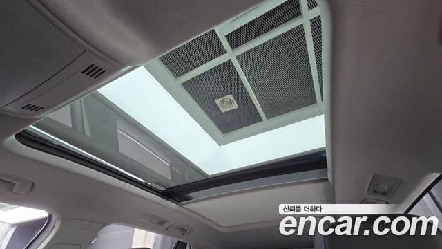 Volkswagen Tiguan 2024 — ფოტო 18/20