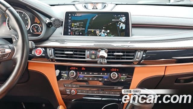 BMW X6 2018 — ფოტო 19/20