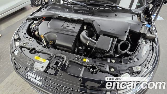 Land Rover Range Rover Evoque 2025 — ფოტო 6/20