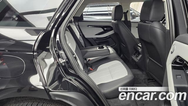 Land Rover Range Rover Evoque 2025 — ფოტო 12/20