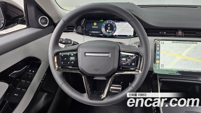 Land Rover Range Rover Evoque 2025 — ფოტო 13/20