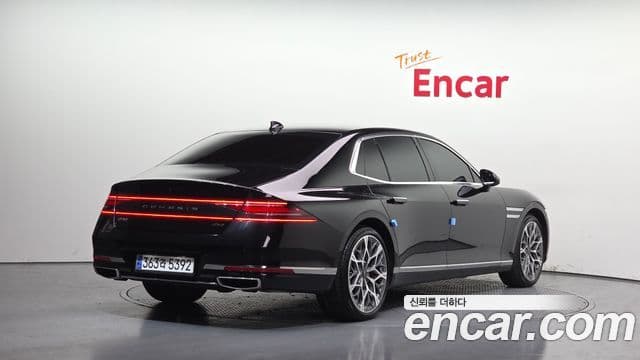 Genesis G90 2023 — Şəkil 2/20