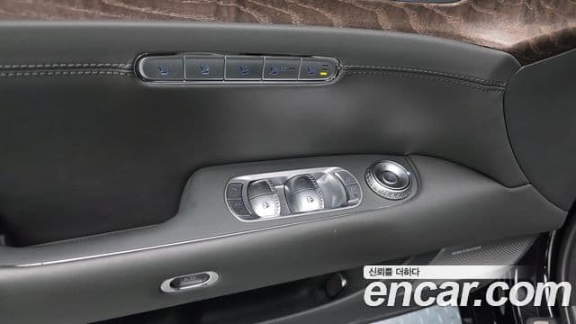 Genesis G90 2023 — Şəkil 14/20