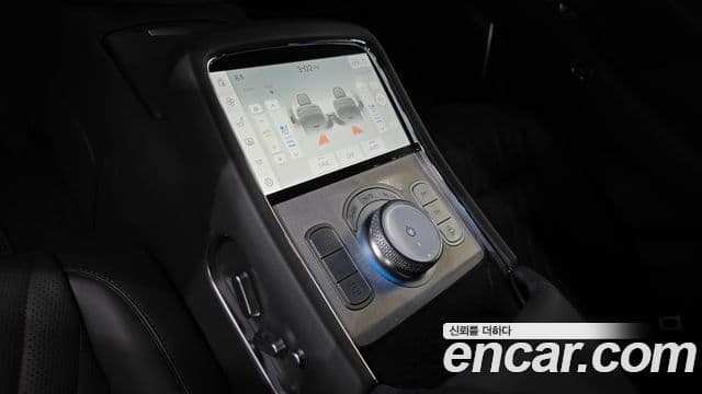 Genesis G90 2023 — Şəkil 19/20