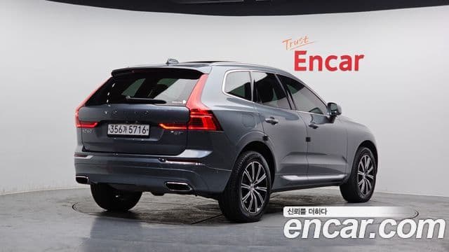 Volvo XC60 2020 — Photo 20/20