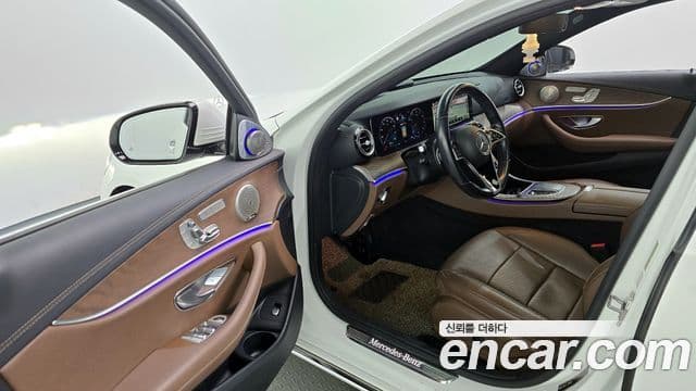 Mercedes-Benz E-Class 2020 — ფოტო 10/20