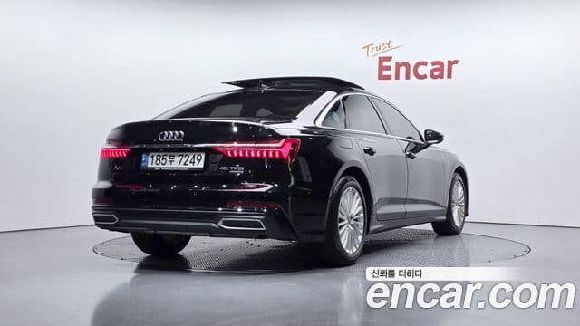 Audi A6 2019 — ფოტო 2/20
