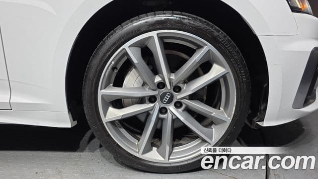 Audi A5 2020 — Photo 19/20