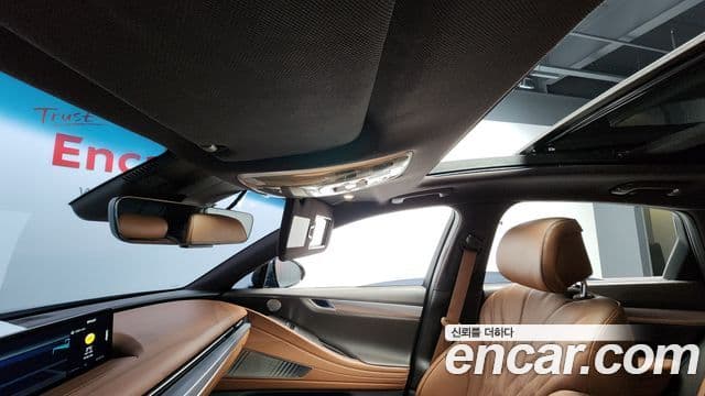 Genesis Electrified G80 2023 — ფოტო 18/20