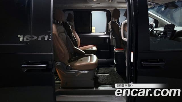 Hyundai Staria 2023 — Фото 12/20
