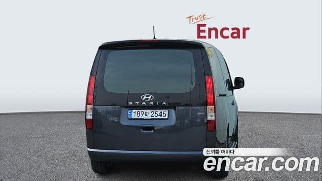 Hyundai Staria 2024 — ფოტო 4/20