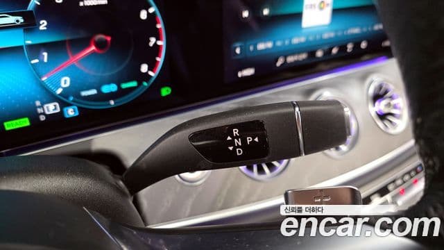 Mercedes-Benz E-Class 2022 — ფოტო 9/20