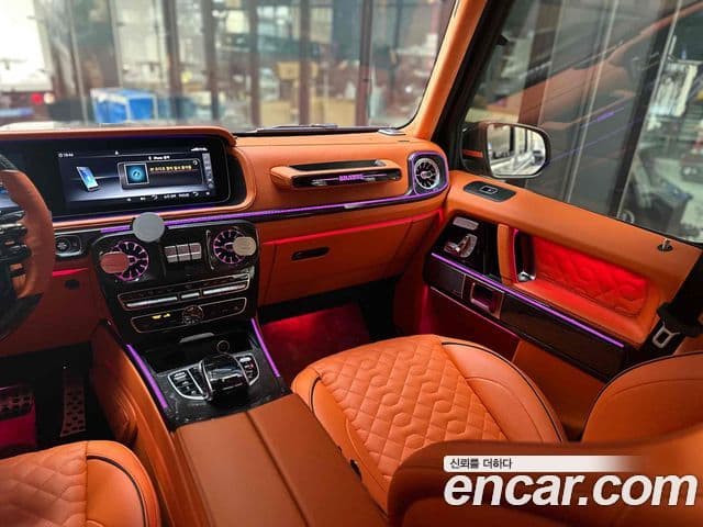 Mercedes-Benz G-Class 2019 — Photo 5/20