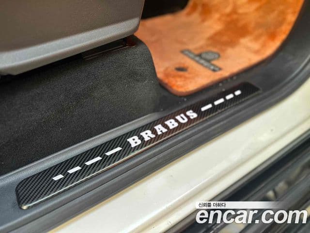 Mercedes-Benz G-Class 2019 — Photo 18/20