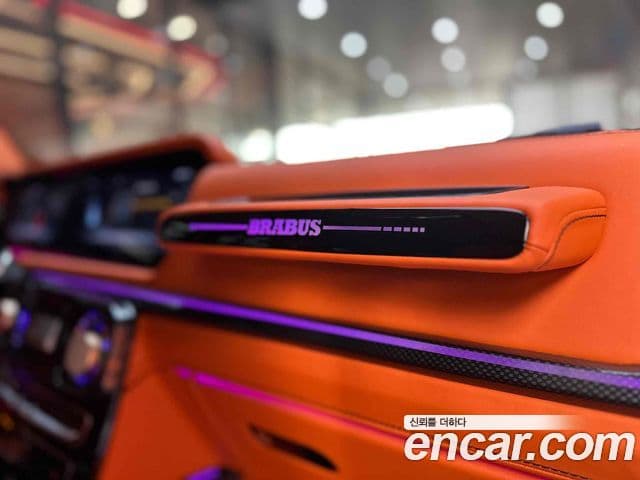 Mercedes-Benz G-Class 2019 — Photo 11/20