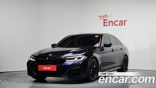 BMW 5 Series 2021 — Photo 17/20
