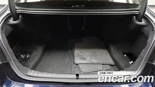 BMW 5 Series 2021 — Photo 6/20