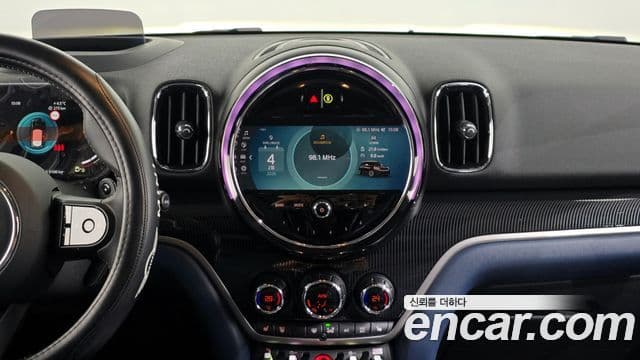 Mini Cooper S Countryman 2022 — ფოტო 14/20