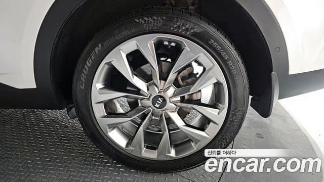 Kia Sorento 2020 — Фото 4/20