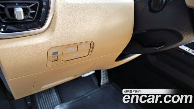 Kia Sorento 2020 — Фото 13/20