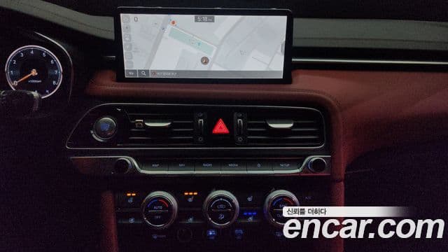 Genesis G70 2022 — Şəkil 14/20