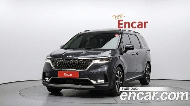 Kia Carnival 2023 — Фото 3/20