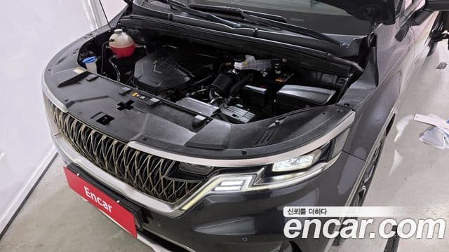 Kia Carnival 2023 — Фото 6/20