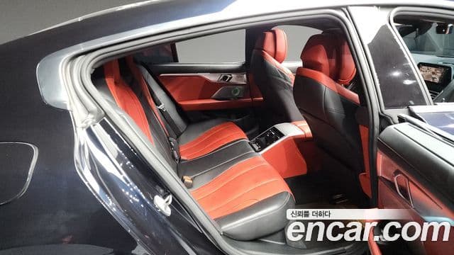 BMW 8 Series 2021 — Şəkil 16/20