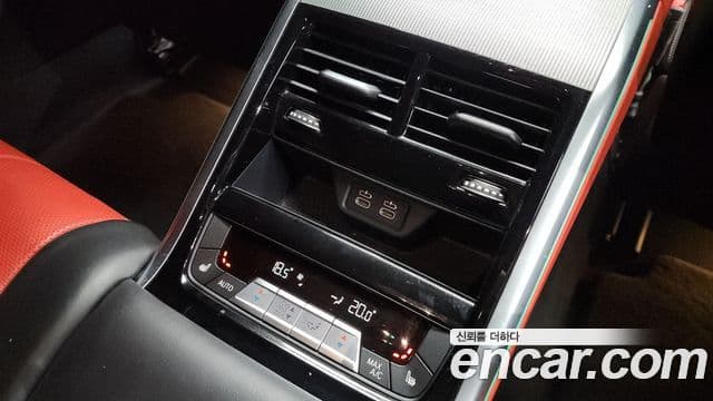 BMW 8 Series 2021 — Şəkil 18/20