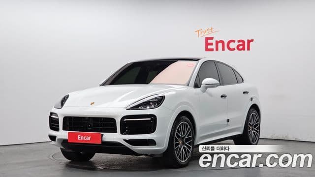 Porsche Cayenne 2021 — ფოტო 1/20