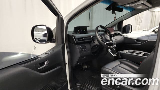 Hyundai Staria 2023 — Şəkil 10/20