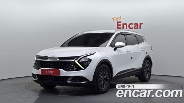 Kia Sportage 2021 — Фото 1/20