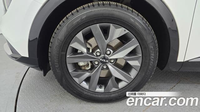 Kia Sportage 2021 — Фото 5/20