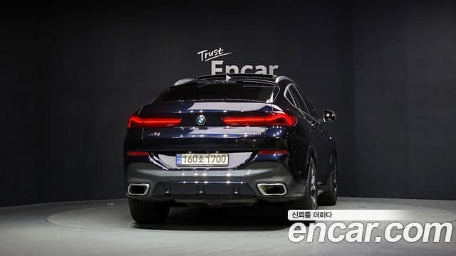 BMW X6 2023 — Photo 3/20